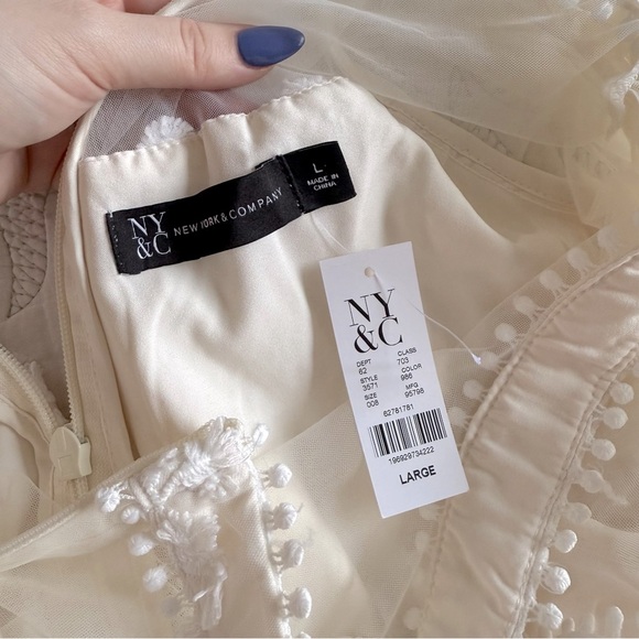 NWT - New York & Company - Short Sleeve 3D Floral Dress - Ivory - Picture 8 of 14